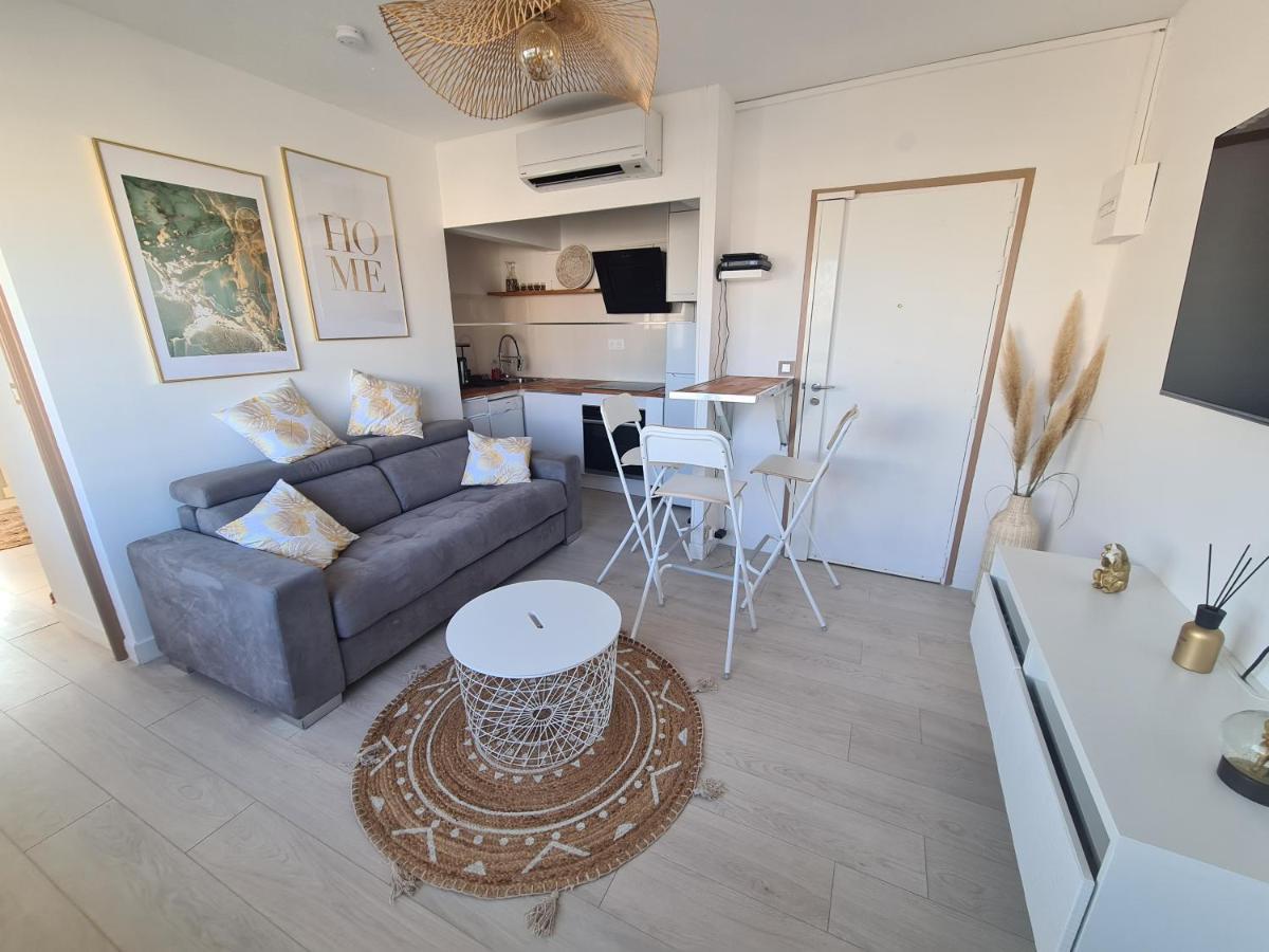 Appartement Lumineux Avec Vue Sur Mer A 50 M De La Plage Et Du Centre La Grande Motte Exterior photo